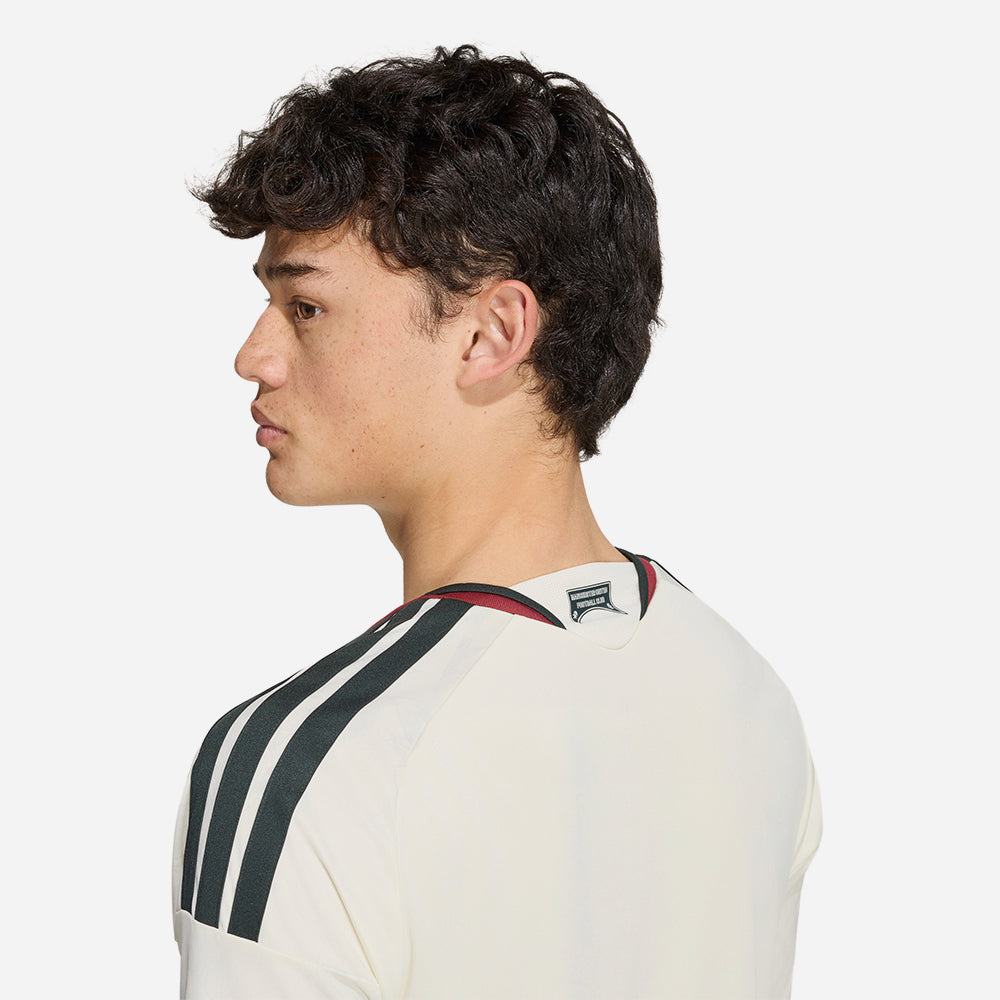 Áo Đá Bóng Nam Adidas Sân Thứ Ba Manchester United 26/27 Replica - Be - Supersports Vietnam