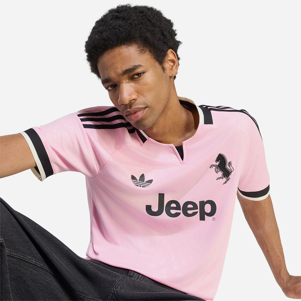 Áo Đá Bóng Nam Adidas Sân Khách Juventus 26/27 - Hồng - Supersports Vietnam