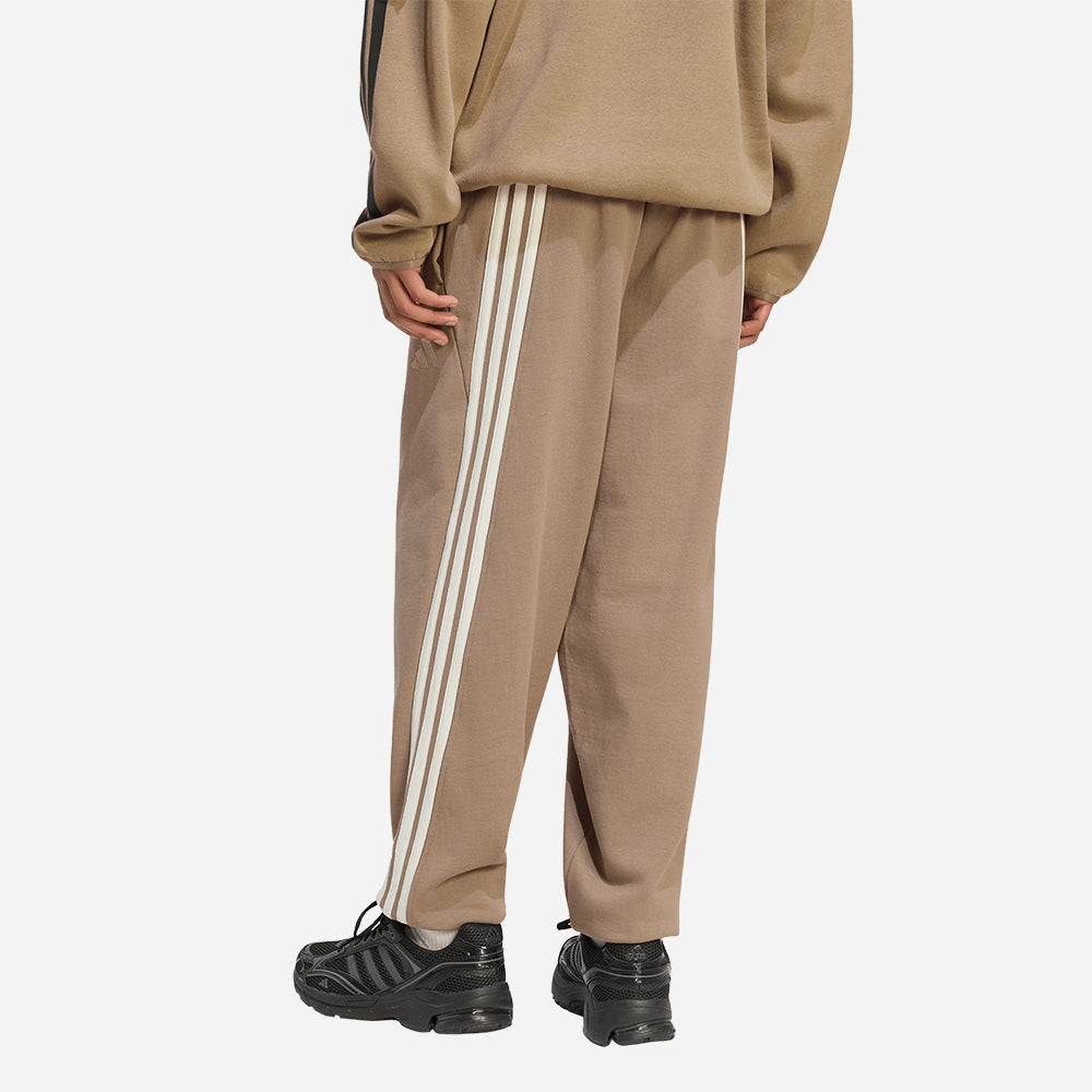 Quần Dài Thể Thao Nam Adidas Kit 3-Stripes Regular Cuffed - Nâu - Supersports Vietnam
