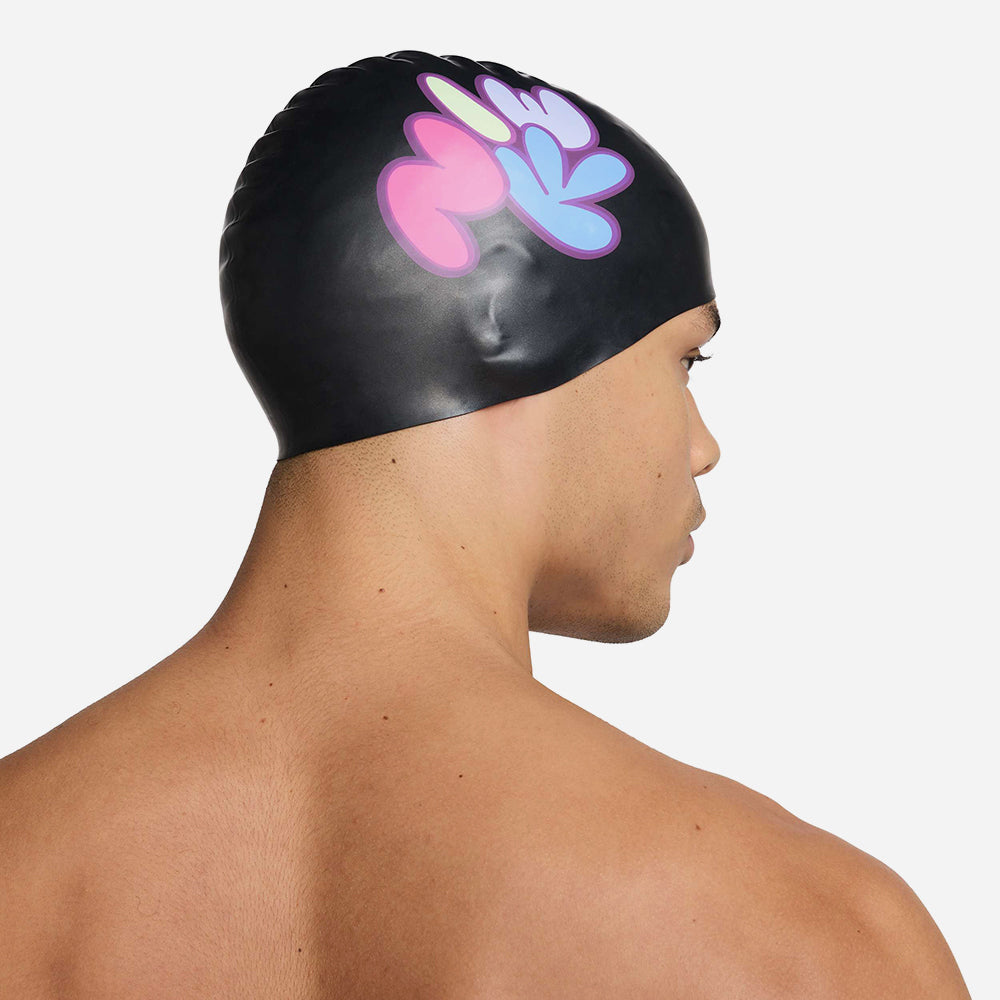 Nón Bơi Người Lớn Nike Swim Multi Graphic - Đen - Supersports Vietnam