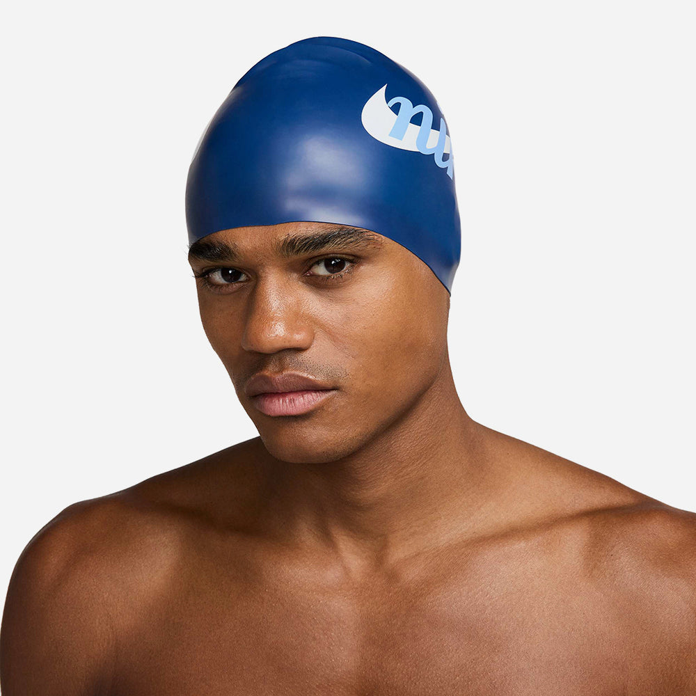 Nón Bơi Người Lớn Nike Swim Multi Graphic - Xanh Dương - Supersports Vietnam