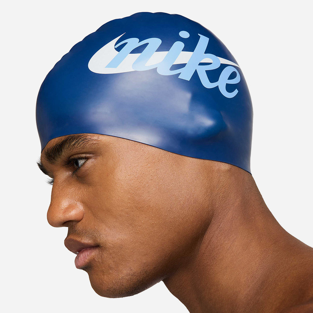 Nón Bơi Người Lớn Nike Swim Multi Graphic - Xanh Dương - Supersports Vietnam