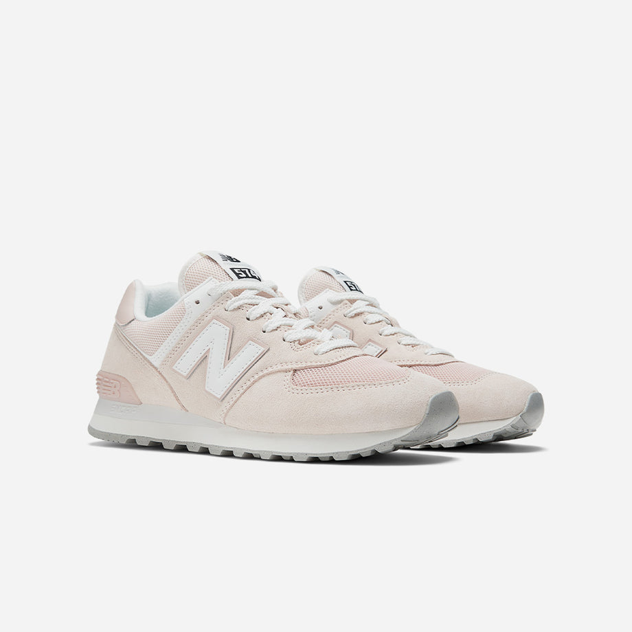 New balance hotsell 574 pink suede