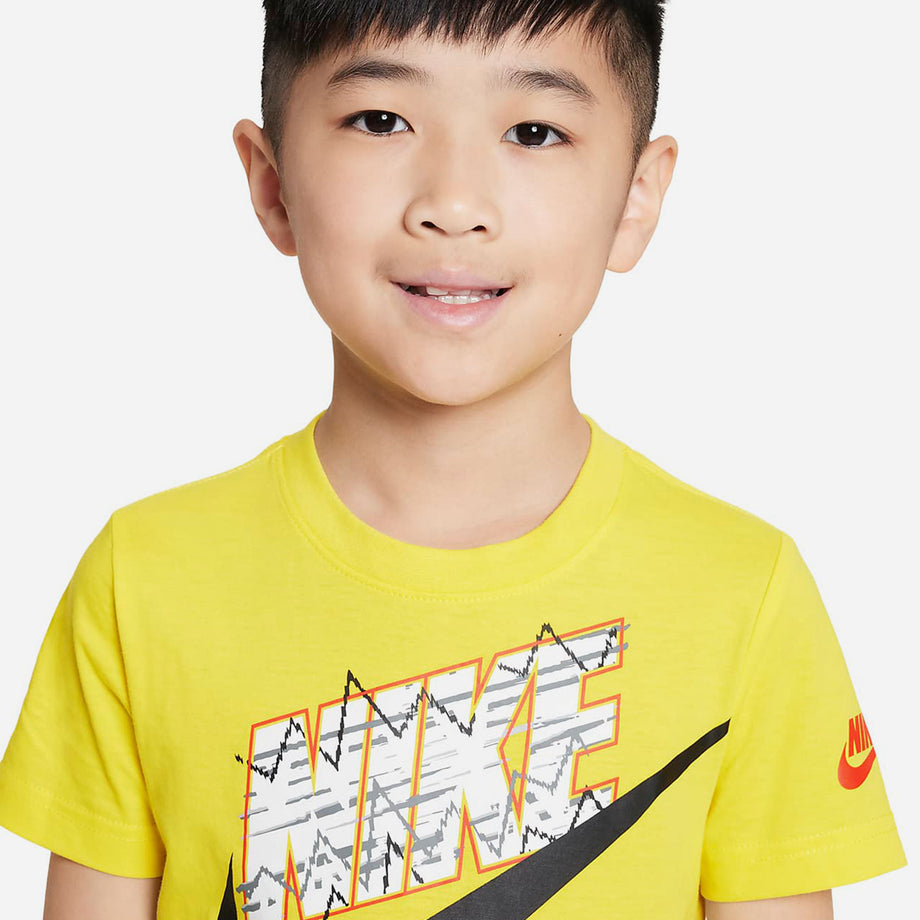 Boys yellow sale nike shirt