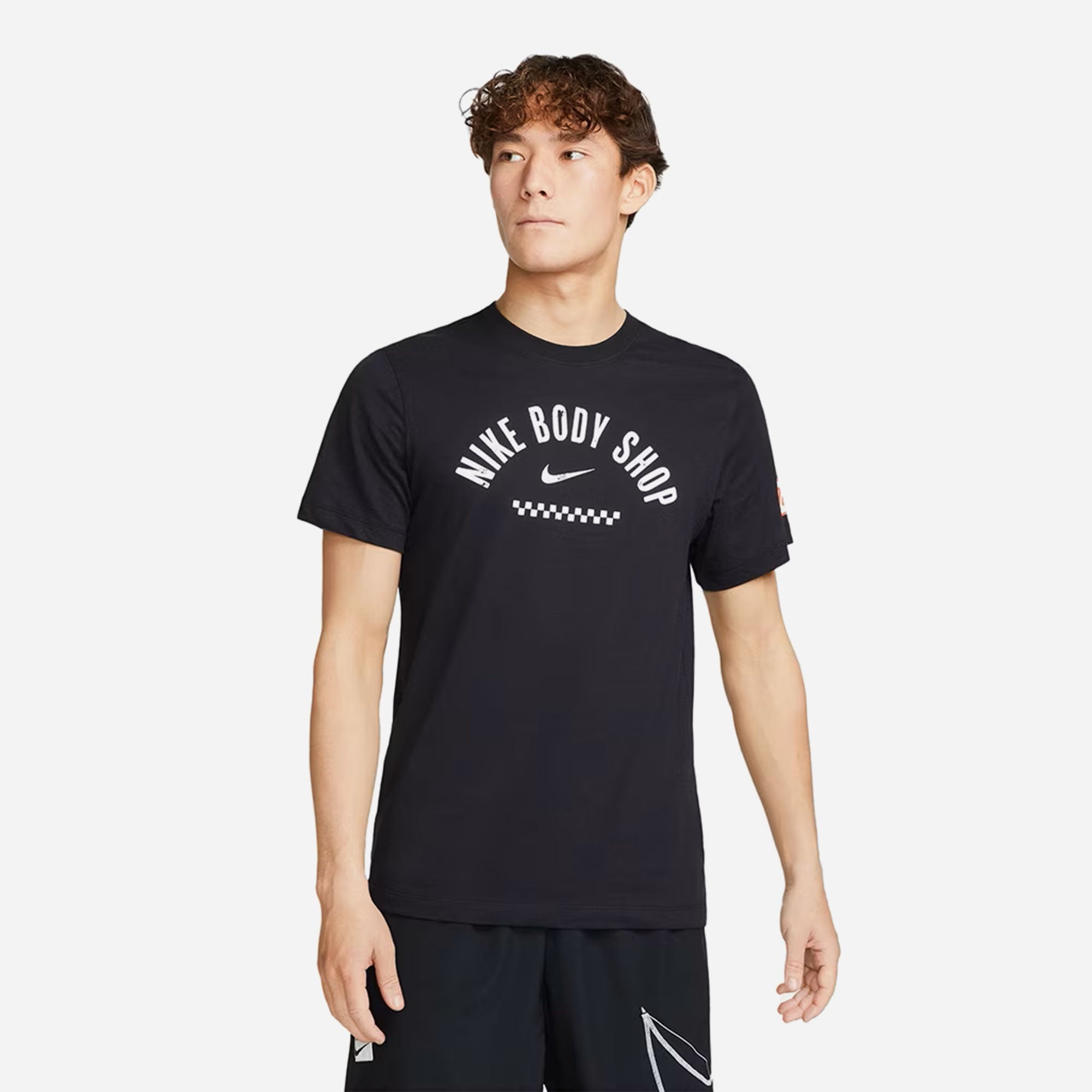 Áo Tay Ngắn Thể Thao Nam Nike Tee Body Shop 1 - Supersports Vietnam