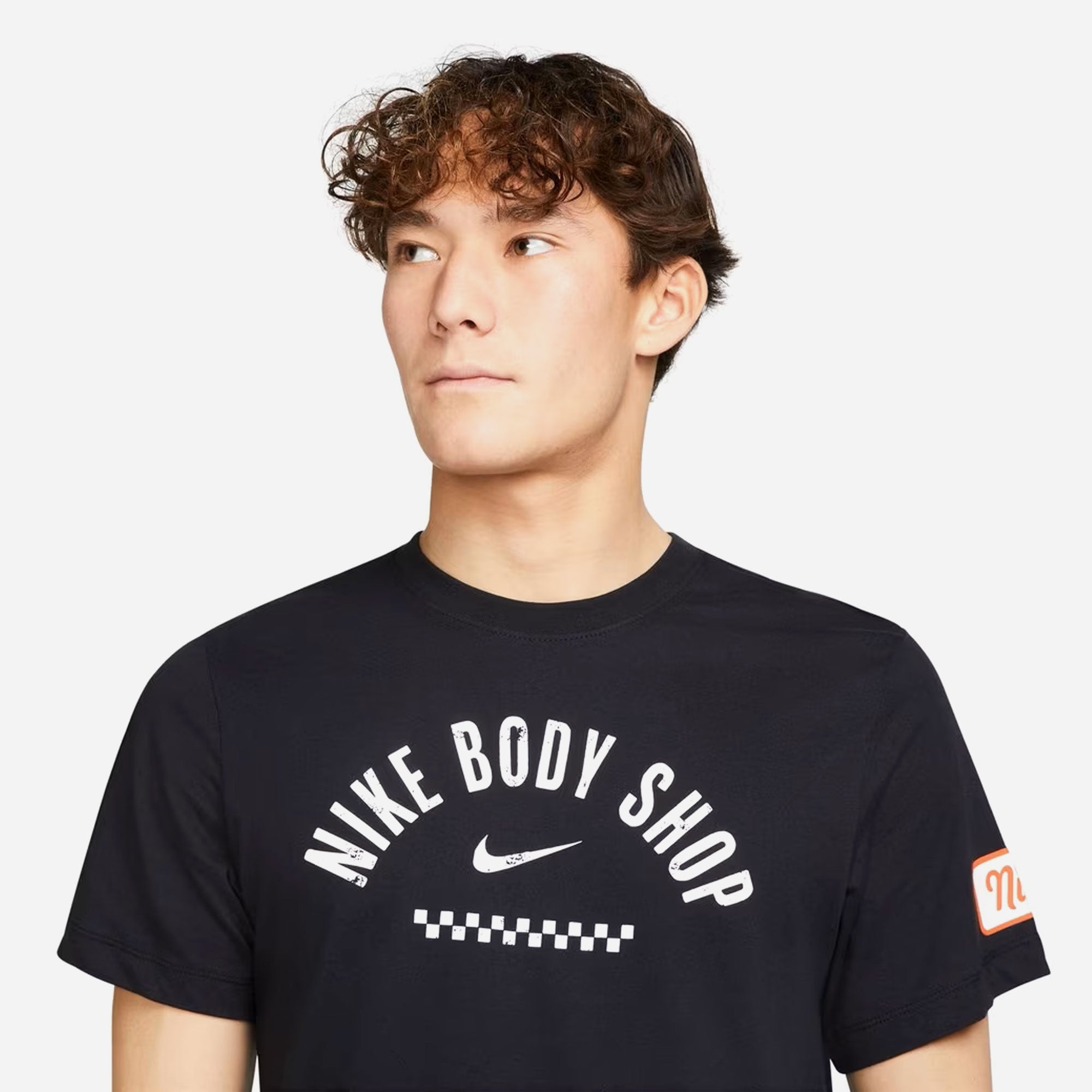 Áo Tay Ngắn Thể Thao Nam Nike Tee Body Shop 1 - Supersports Vietnam