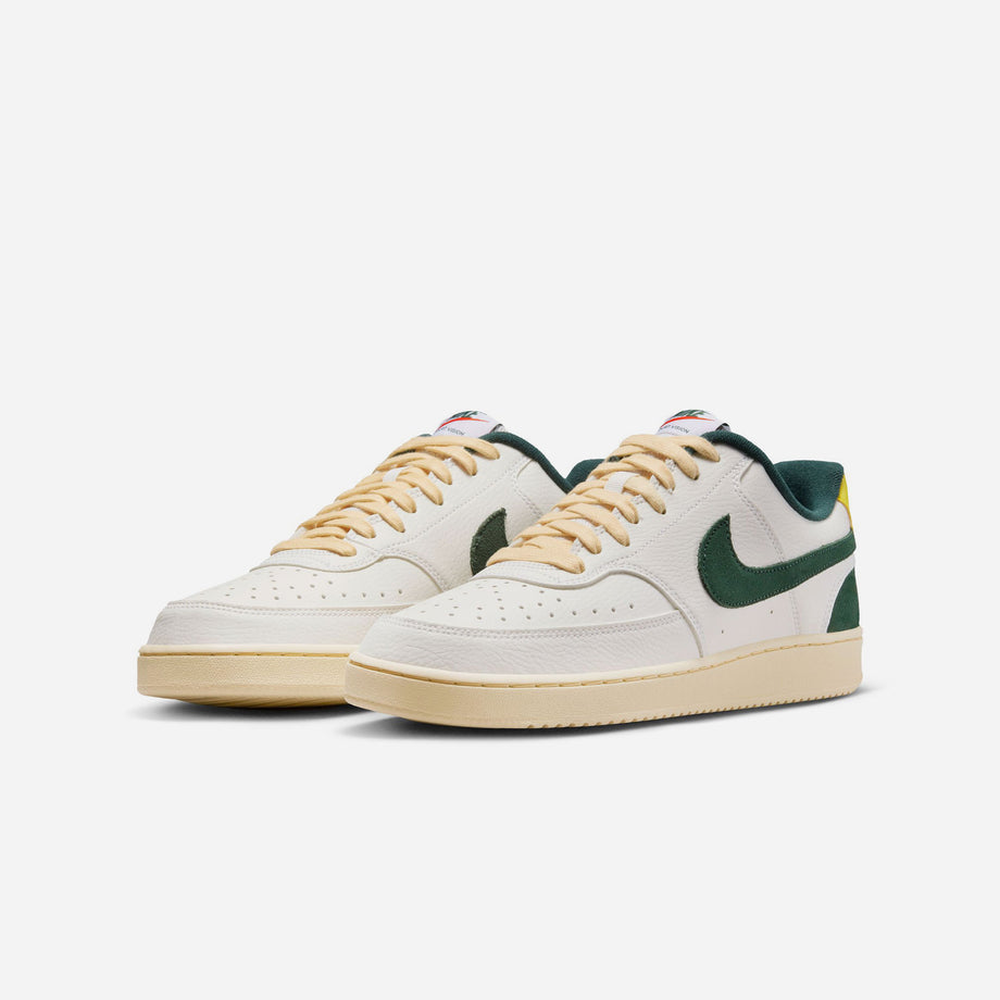 Nike) Nike White/Green Court Vision Low NN Lace-up Trainer in Green