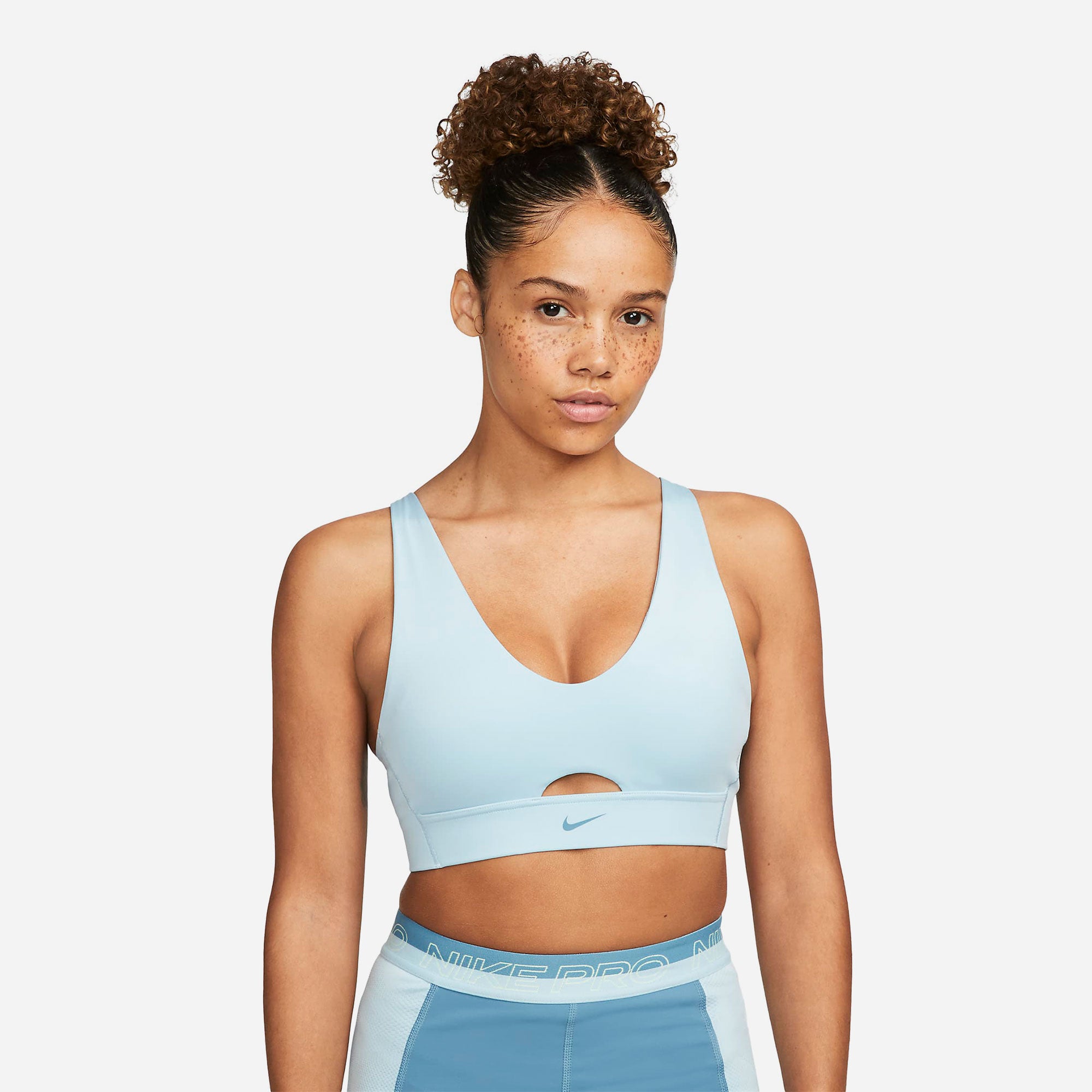 Áo Ngực Thể Thao Nữ Nike Indy Plunge Cut Out - Supersports Vietnam